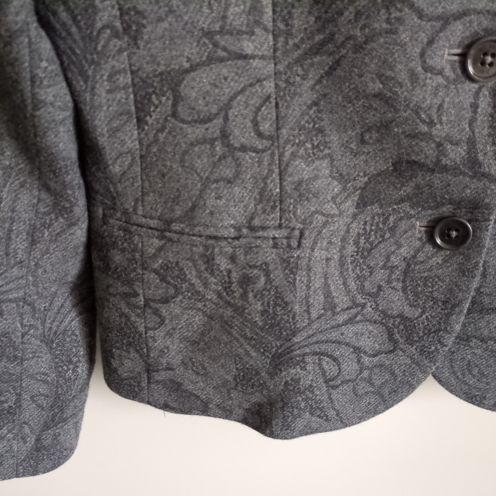 Brooks Brothers | Women's Wool-Blend Paisley Print Blazer Grey | Size 10 - Picture 4 of 12